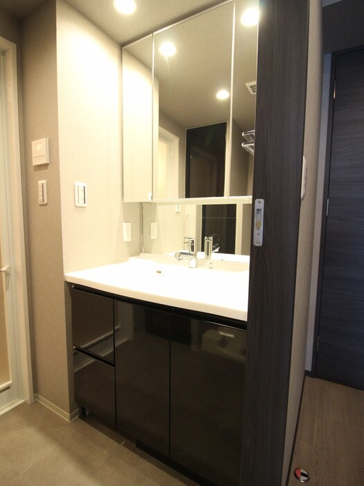 洗面 ﾌﾟﾚｻﾝｽﾛｼﾞｪ名古屋浅間町(1005)