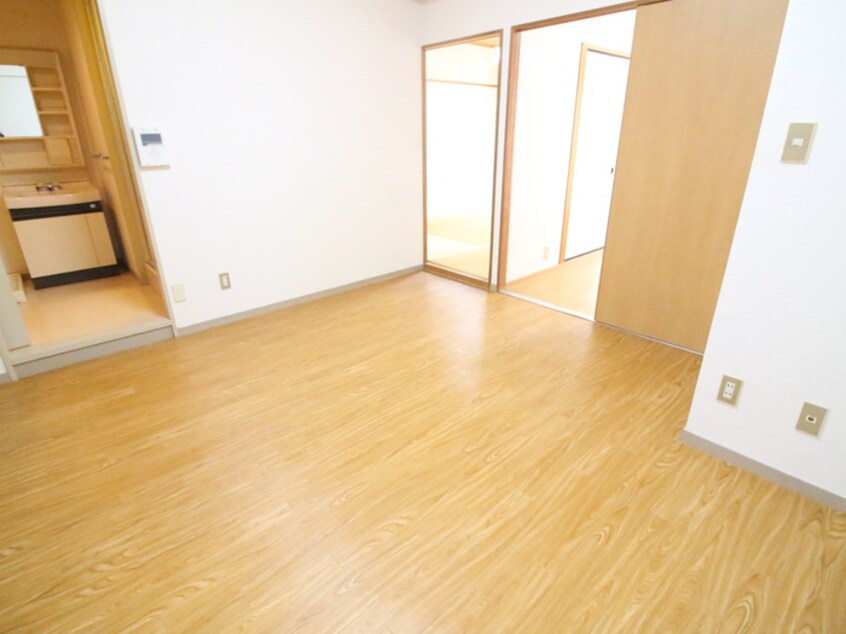 居室 丸の内カジウラマンション