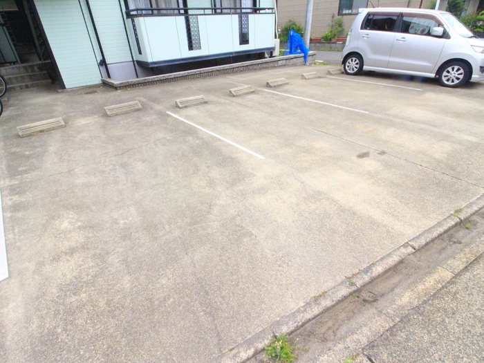 駐車場 サンフィールド本町