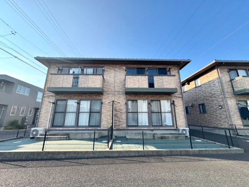 外観写真 Ｆｏｎ　Ｔａｉｎｅ　Ｂ