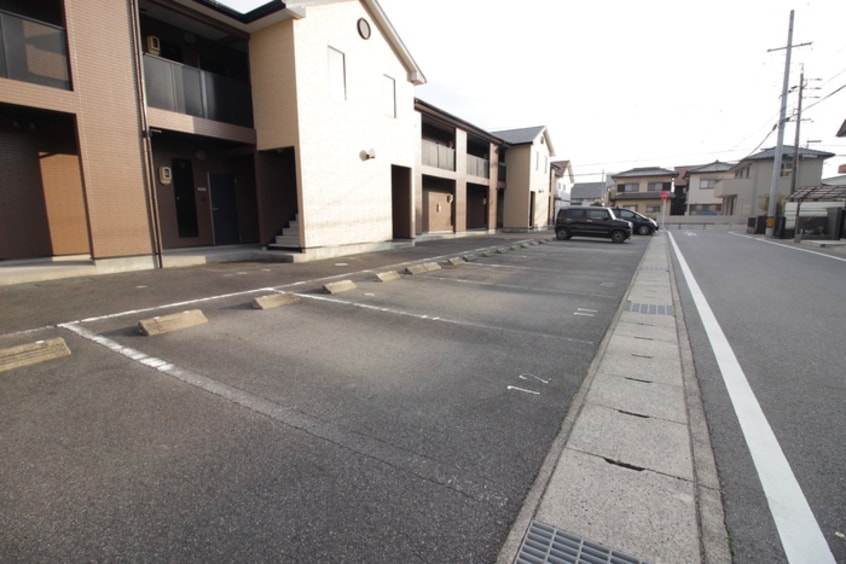 駐輪場 アンプル－ルリ－ブル悠Ⅰ