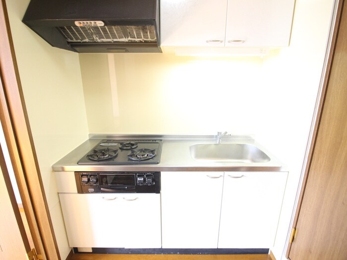 キッチン アンプル－ルリ－ブル悠Ⅰ