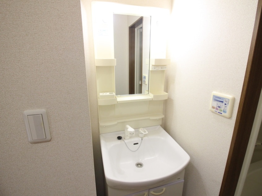 洗面 アンプル－ルリ－ブル悠Ⅰ