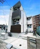 Classy garden 歌里の外観