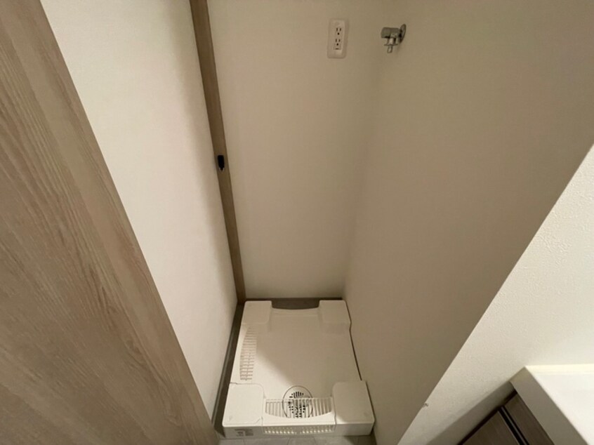 洗濯機置場 ブランシエスタ金山北