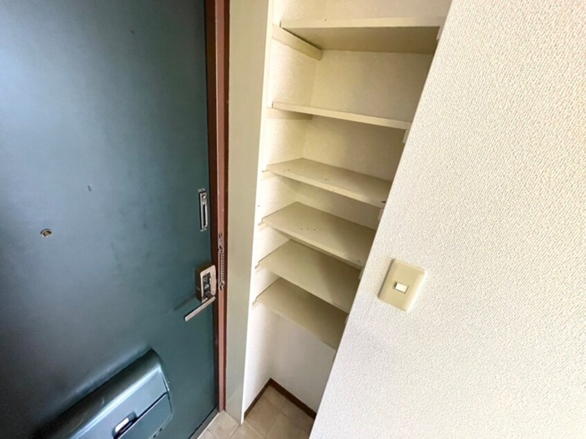 靴箱 ドール八事富士見