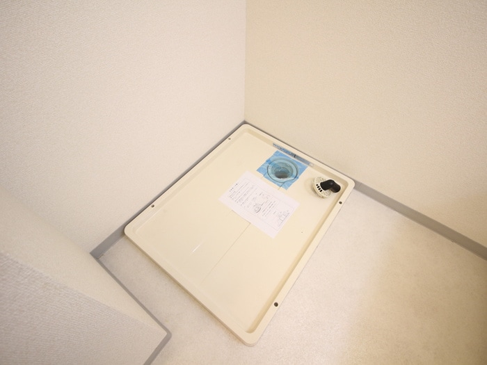 洗濯機置場 レジディア日比野