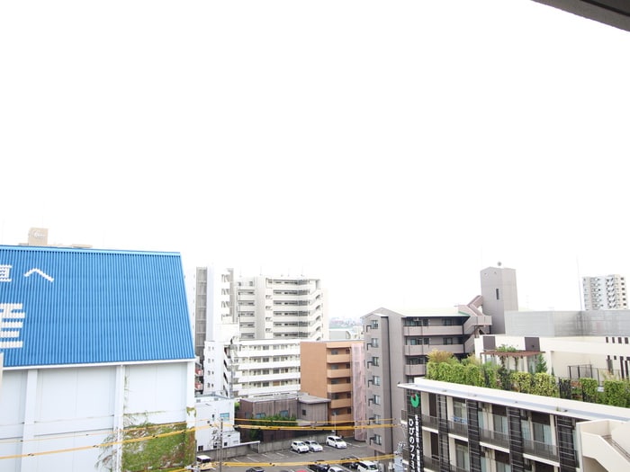 室内からの展望 レジディア日比野