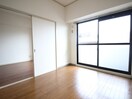 居室 レジディア日比野