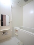 バス／シャワールーム等 Canal East