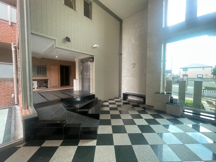 エントランス部分 CORTILE MARUFUKU