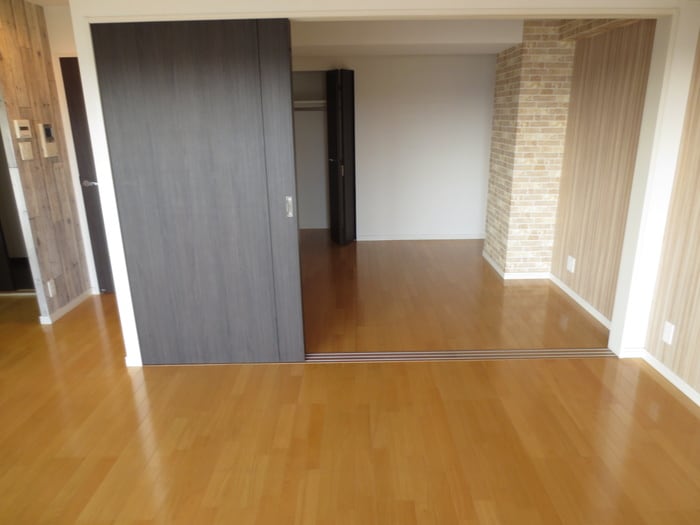 居室 CORTILE MARUFUKU