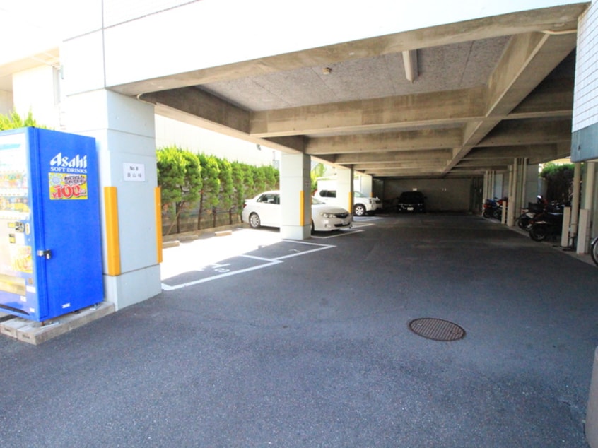 駐車場 メゾン・ド・ポプラ