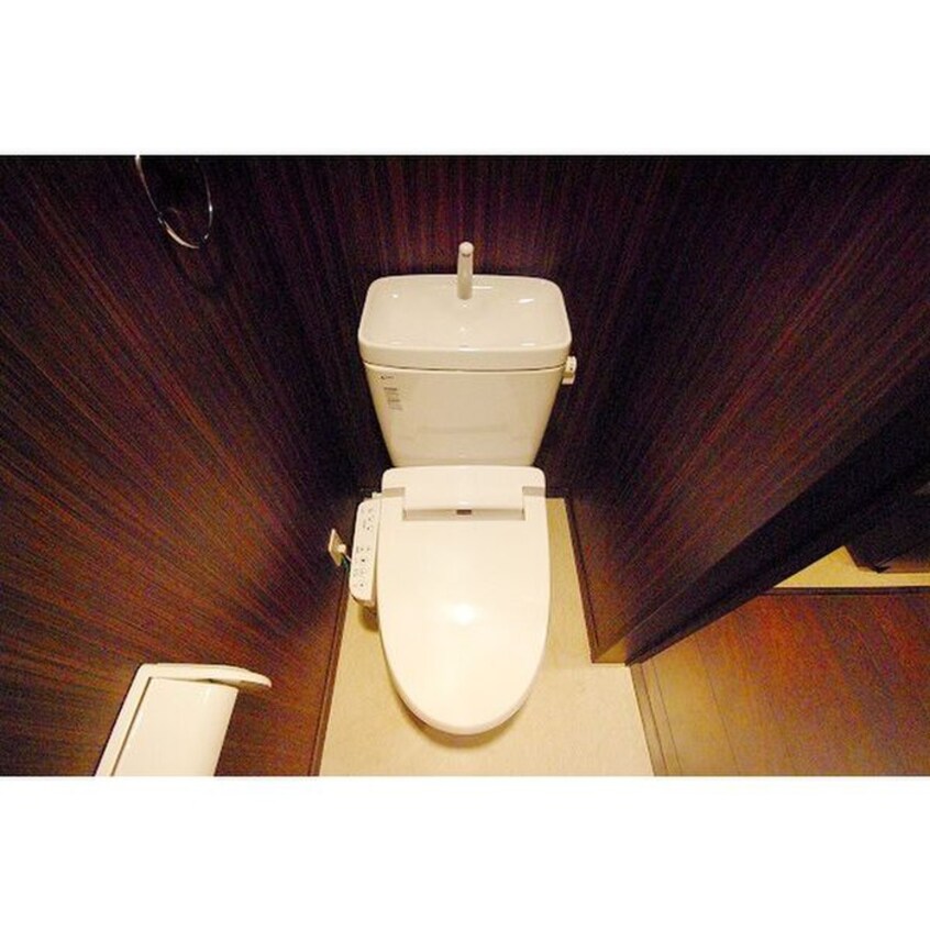 トイレ エリュート