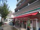 ローソンストア100名古屋丸の内店(コンビニ)まで150m ドール丸の内