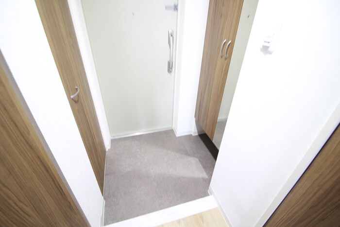 玄関 フェリクス八事表山