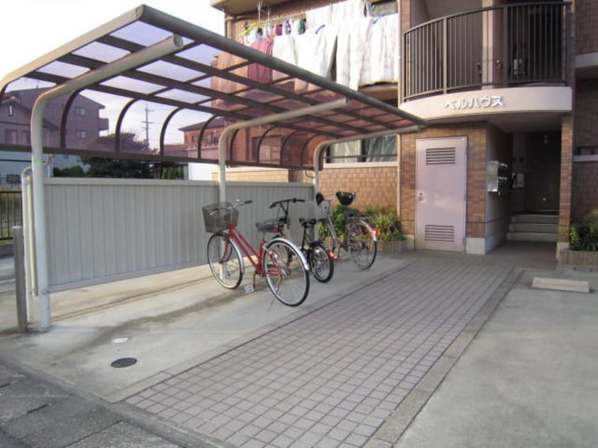 駐輪場 ベルハウス