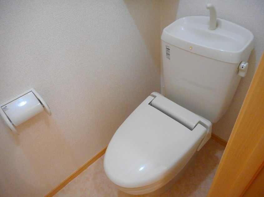 トイレ グレイスアベニューⅢ