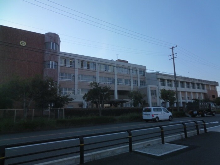 名古屋市立南陽東中学校(中学校/中等教育学校)まで906m あまね