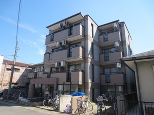 ＢＥＳ岩塚コ－ト