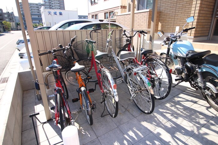 駐輪場 セブン浄水