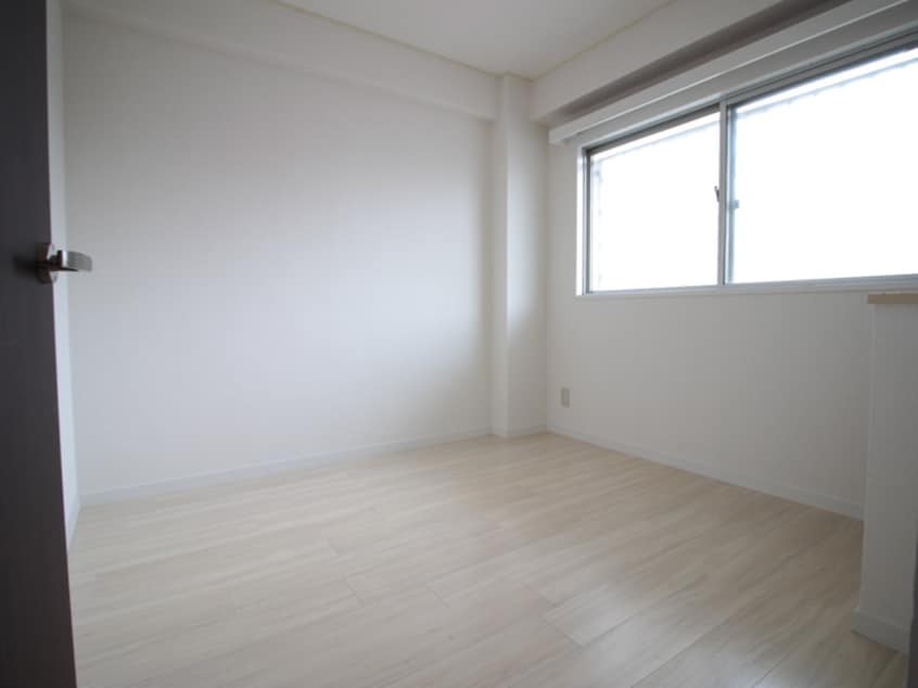 居室 中町田ビル