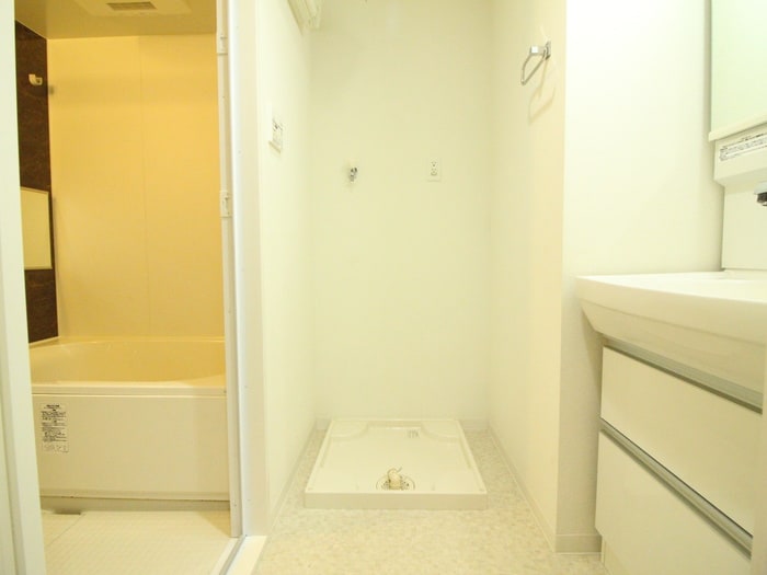 洗濯機置場 クリスタル丸の内