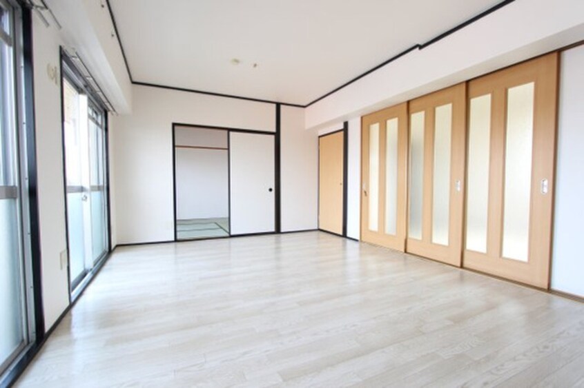 居室 メゾン惟信