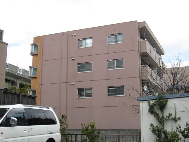 外観写真 ﾄﾞﾐｰﾙ小田井A棟