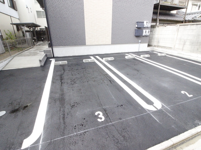 駐車場 Chateau Gold