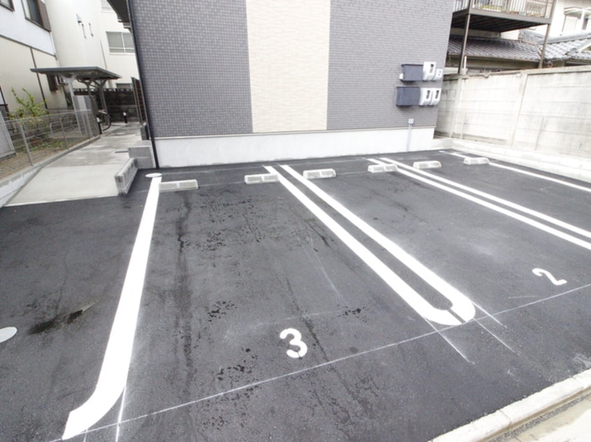 駐車場 Chateau Gold