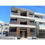 ラルジュ・ツカサ・タンドレス