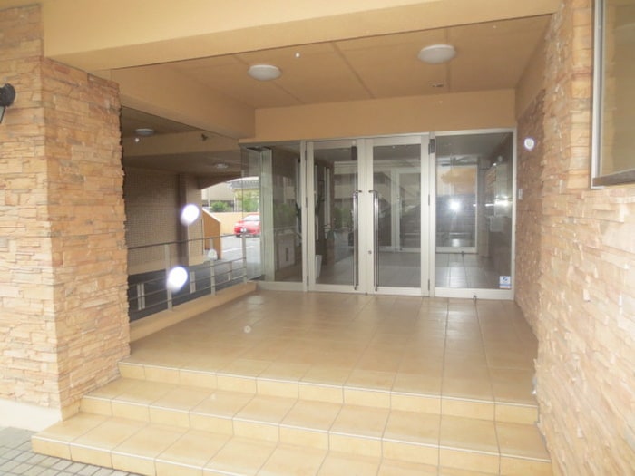 エントランス部分 アネックス橋目