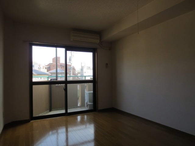 居室 シティライフ池下