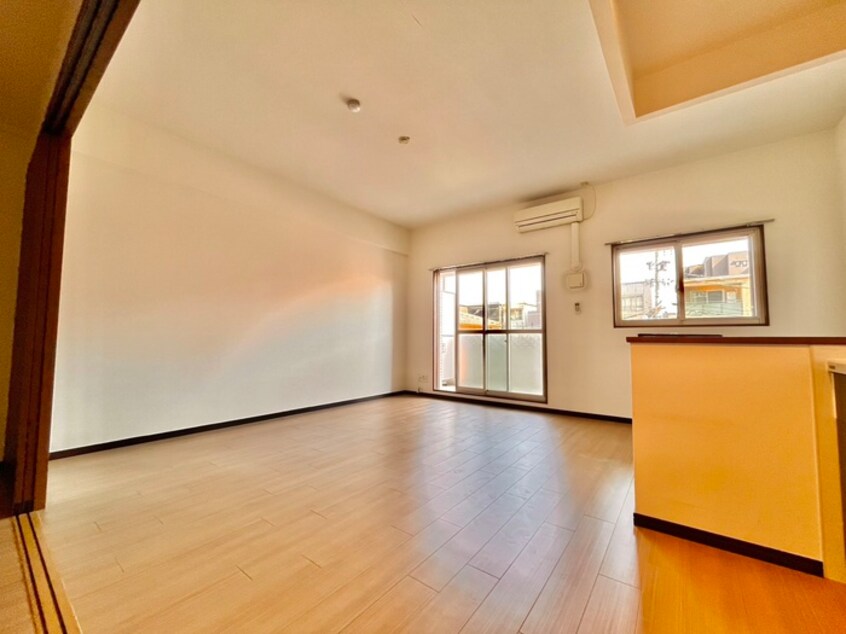 居室 ロイヤル覚王山