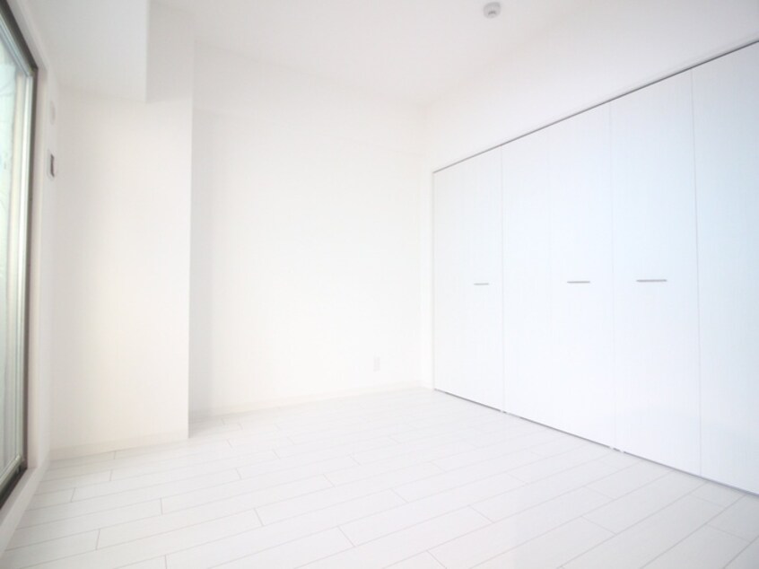 居室 THE RESIDENCE SHINSAKAE