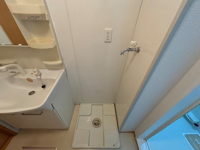 洗濯機置場 シャインダイワＢ棟