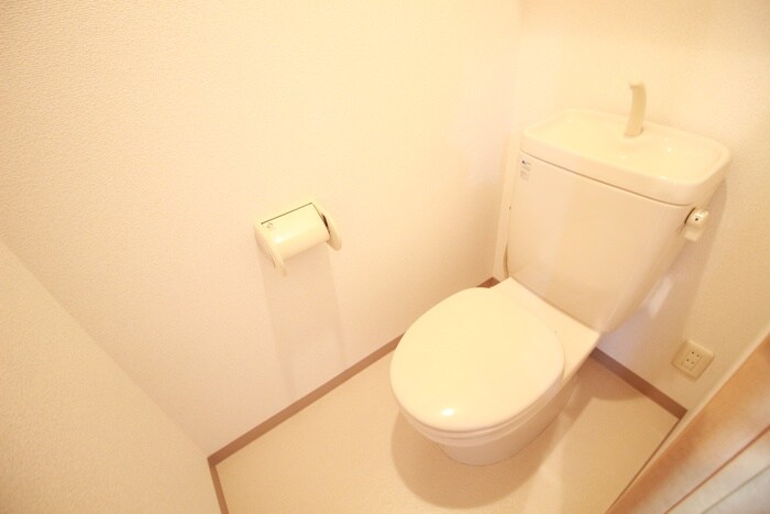 トイレ グランド－ルスクエア