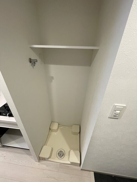 洗濯機置場 ﾌﾟﾚｻﾝｽ名古屋ﾙｰｶｽ(702)