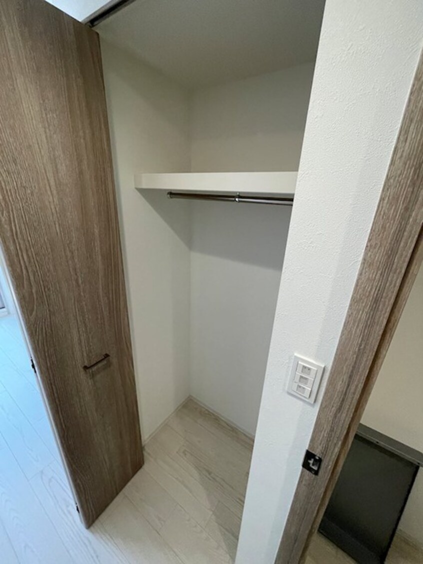 収納 ﾌﾟﾚｻﾝｽ名古屋ﾙｰｶｽ(702)