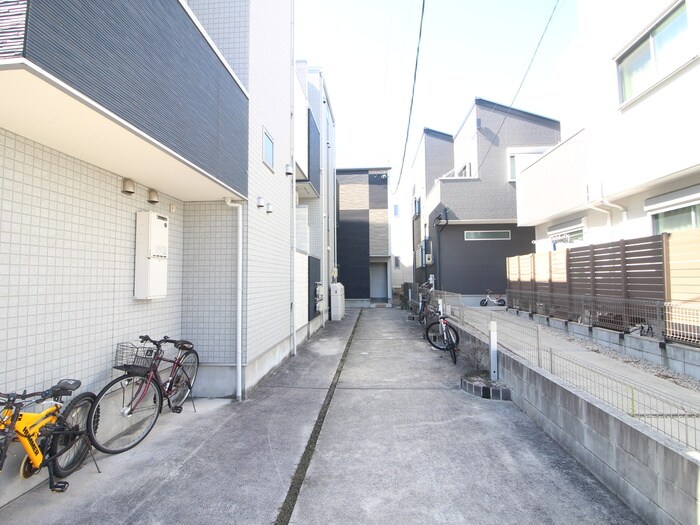 駐輪場 Casa Luce　黄金