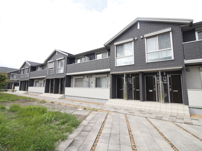 エントランス部分 サニープレイス十一屋D棟