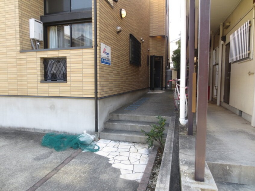 エントランス部分 メゾンアルファ