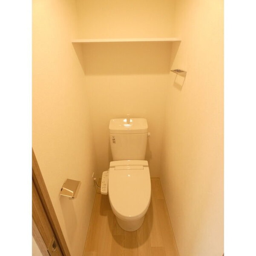 トイレ ﾌﾟﾚｻﾝｽ名古屋ﾙｰｶｽ(1406)