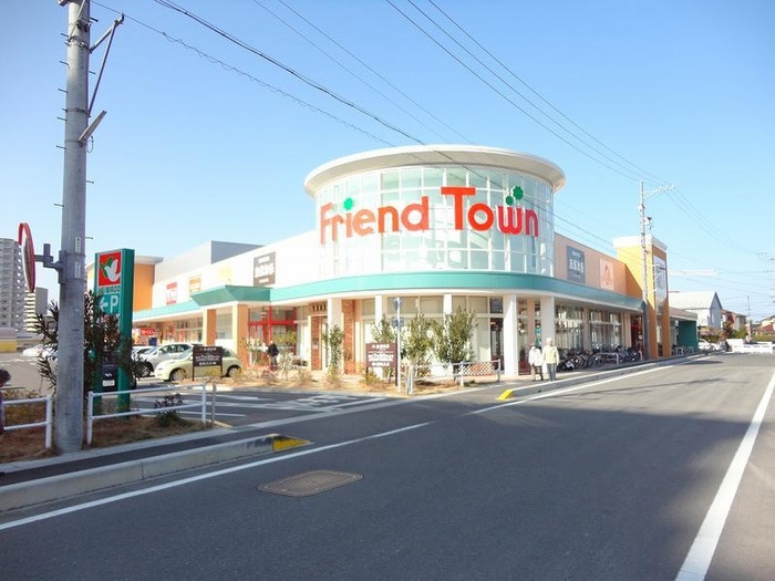 平和堂(スーパー)まで300m グランソレーユ　Ａ棟