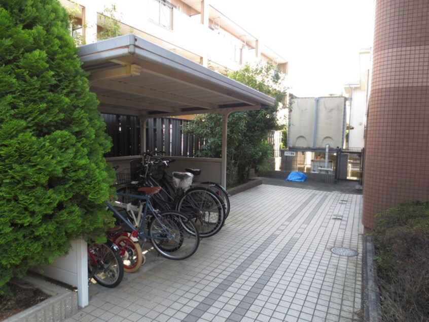 駐輪場 マロンステ－ジＢ棟