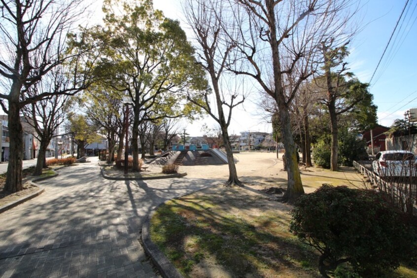 上野公園(公園)まで560m グランプラス覚王山