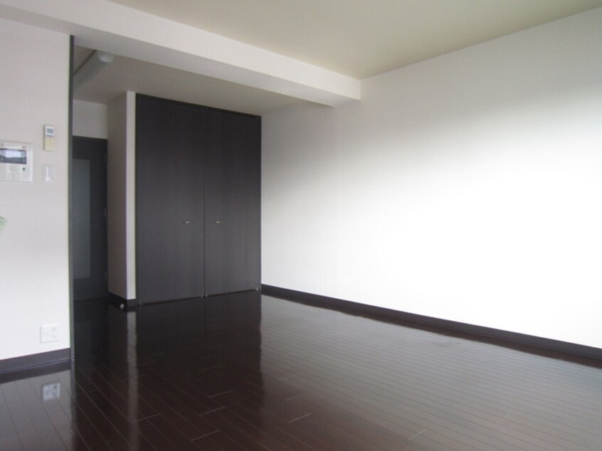 居室 ビオラ名駅西