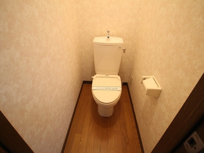 トイレ エスポワールオバタ
