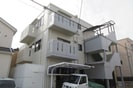アプローズ川西の外観